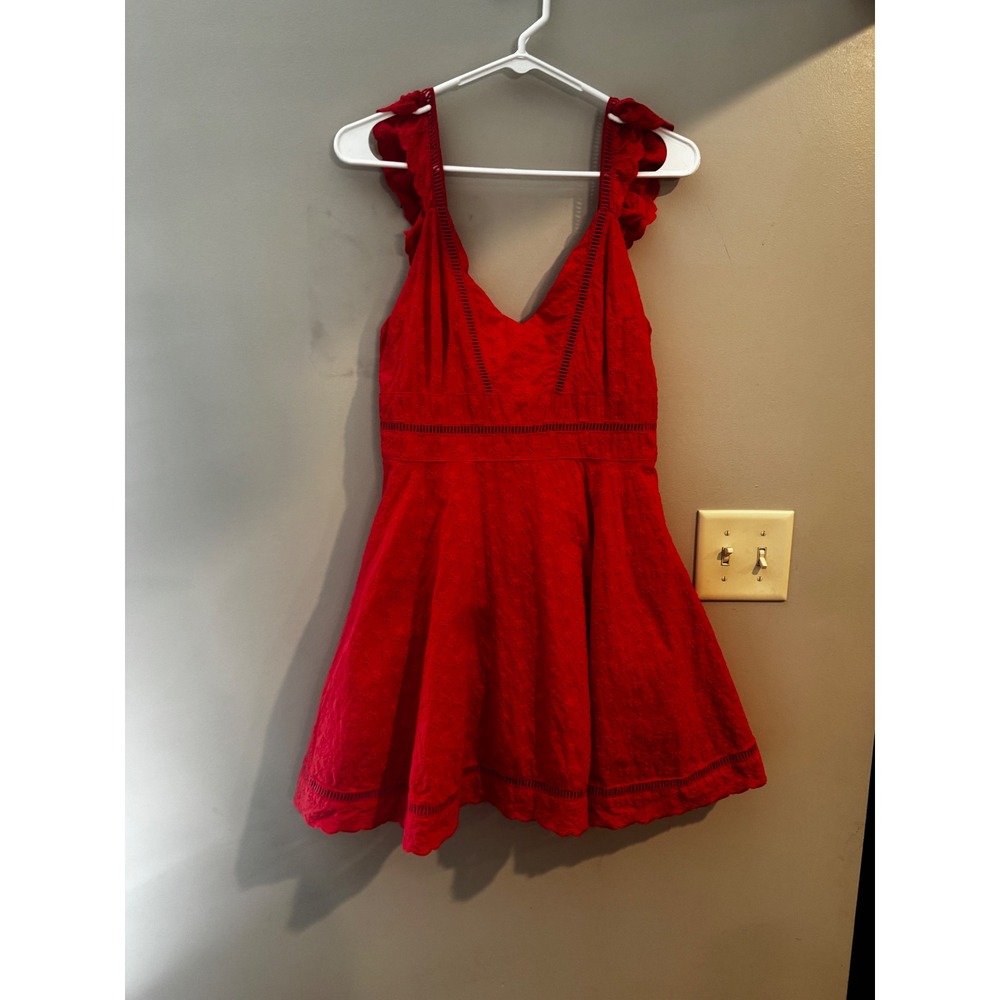 BB Dakota Red Eyelet Ruffle Mini Dress Glow BJ208357 Womens Size 6 NWOT